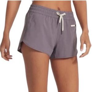 Vuori 2” Clementine Athletic Shorts!
